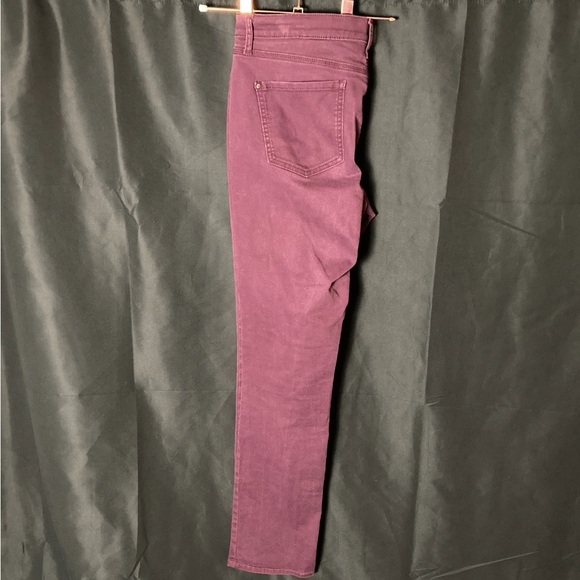 DKNY SOHO Skinny Jeans Women’s Size 10 Burgundy - Picture 2 of 10